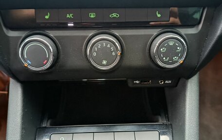 Skoda Octavia, 2015 год, 1 349 000 рублей, 17 фотография