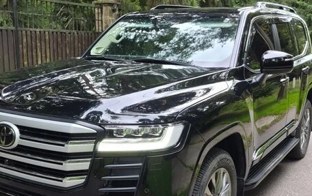 Toyota Land Cruiser, 2025 год, 14 500 000 рублей, 3 фотография