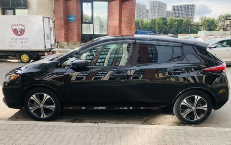 Nissan Leaf II, 2018 год, 2 135 000 рублей, 30 фотография