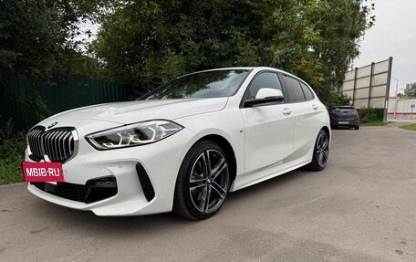 BMW 1 серия, 2021 год, 3 450 000 рублей, 2 фотография
