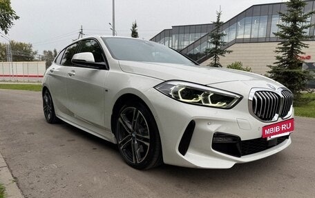 BMW 1 серия, 2021 год, 3 450 000 рублей, 6 фотография