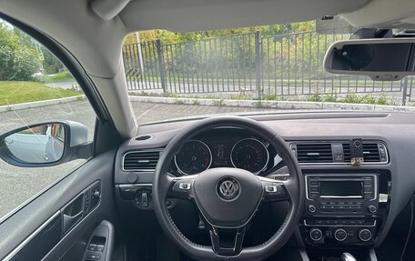 Volkswagen Jetta VI, 2014 год, 1 300 000 рублей, 22 фотография