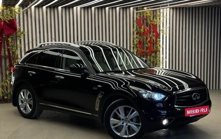 Infiniti QX70, 2016 год, 2 499 000 рублей, 2 фотография