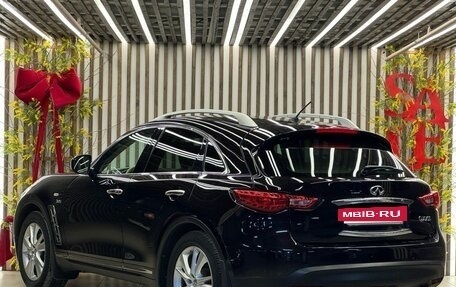 Infiniti QX70, 2016 год, 2 499 000 рублей, 8 фотография