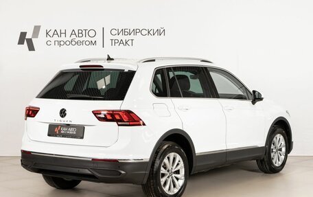 Volkswagen Tiguan II, 2021 год, 2 938 300 рублей, 3 фотография