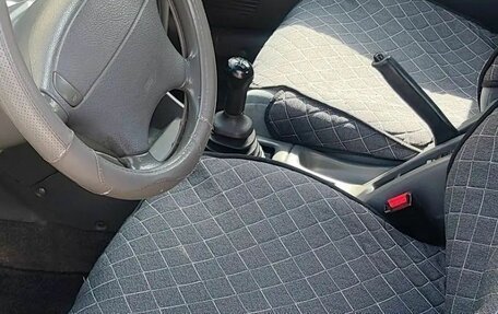 Suzuki Baleno I, 2001 год, 260 000 рублей, 10 фотография