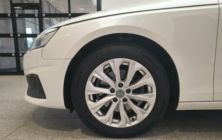 Audi A4, 2020 год, 2 850 000 рублей, 11 фотография