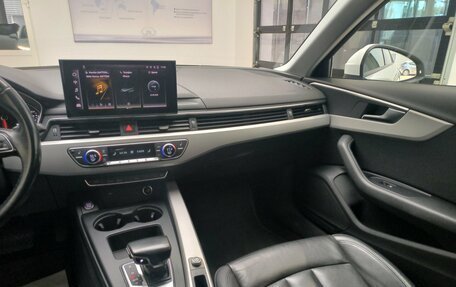 Audi A4, 2020 год, 2 850 000 рублей, 30 фотография