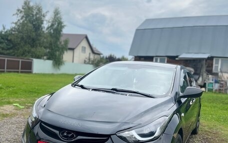 Hyundai Elantra V, 2014 год, 750 000 рублей, 2 фотография