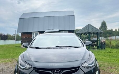 Hyundai Elantra V, 2014 год, 750 000 рублей, 3 фотография