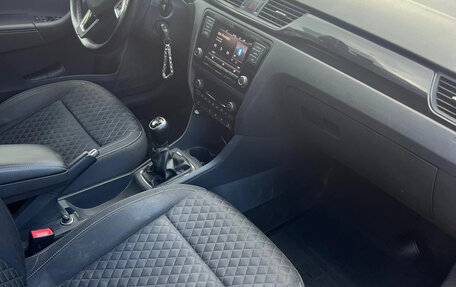 Skoda Rapid I, 2017 год, 950 000 рублей, 12 фотография