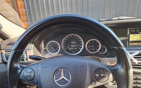Mercedes-Benz E-Класс, 2009 год, 1 300 000 рублей, 5 фотография