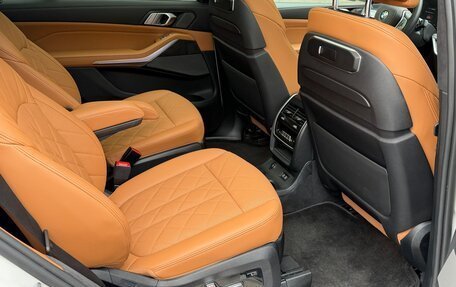 BMW X7, 2022 год, 10 500 000 рублей, 14 фотография
