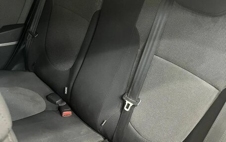 Hyundai Solaris II рестайлинг, 2011 год, 650 000 рублей, 15 фотография