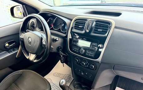 Renault Logan II, 2018 год, 869 000 рублей, 11 фотография