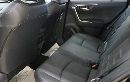 Toyota RAV4, 2025 год, 5 950 000 рублей, 14 фотография