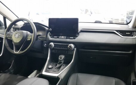 Toyota RAV4, 2025 год, 5 950 000 рублей, 17 фотография