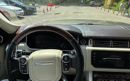 Land Rover Range Rover IV рестайлинг, 2015 год, 3 800 000 рублей, 4 фотография