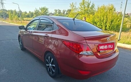 Hyundai Solaris II рестайлинг, 2012 год, 630 000 рублей, 3 фотография