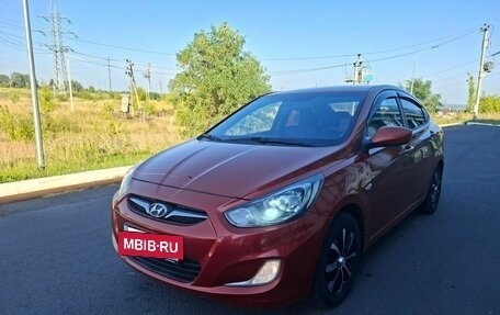 Hyundai Solaris II рестайлинг, 2012 год, 630 000 рублей, 9 фотография