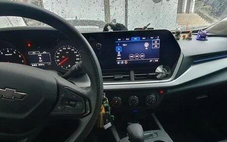 Chevrolet Trax, 2024 год, 1 746 000 рублей, 8 фотография