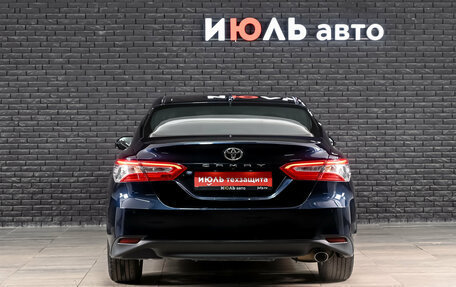 Toyota Camry, 2018 год, 2 750 000 рублей, 6 фотография
