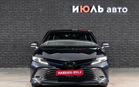 Toyota Camry, 2018 год, 2 750 000 рублей, 3 фотография