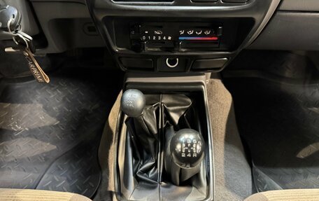 Nissan NP300, 2008 год, 1 049 000 рублей, 27 фотография