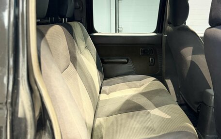 Nissan NP300, 2008 год, 1 049 000 рублей, 21 фотография