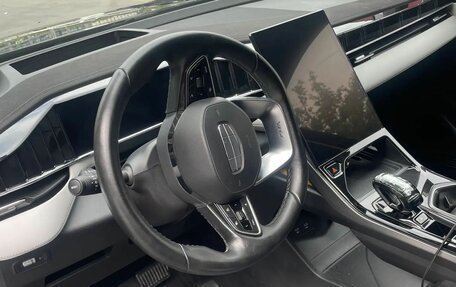 Geely Atlas, 2024 год, 8 фотография