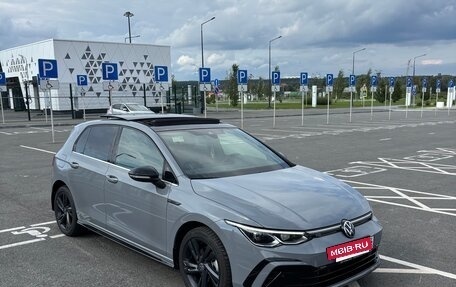 Volkswagen Golf VIII, 2022 год, 2 390 000 рублей, 4 фотография