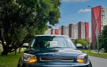 KIA Soul II рестайлинг, 2017 год, 1 585 000 рублей, 3 фотография
