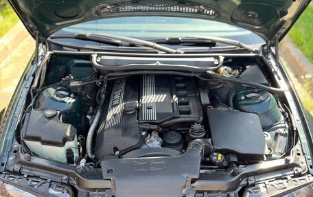BMW 3 серия, 2002 год, 490 000 рублей, 12 фотография