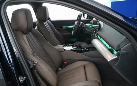BMW 5 серия, 2025 год, 9 249 977 рублей, 8 фотография