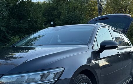 Volkswagen Passat B8 рестайлинг, 2020 год, 2 500 000 рублей, 13 фотография