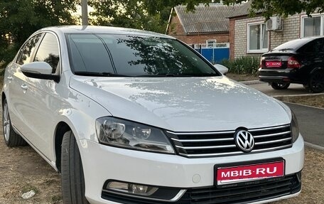 Volkswagen Passat B7, 2012 год, 1 060 000 рублей, 1 фотография