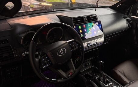 Toyota Land Cruiser Prado 150 рестайлинг 2, 2014 год, 2 750 000 рублей, 6 фотография