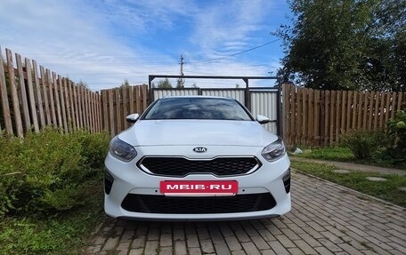 KIA cee'd III, 2019 год, 1 600 000 рублей, 2 фотография