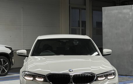 BMW 3 серия, 2021 год, 3 250 000 рублей, 31 фотография