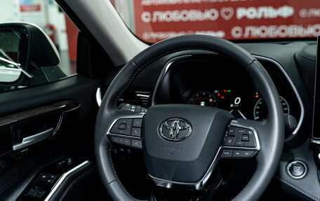 Toyota Highlander, 2026 год, 5 790 000 рублей, 15 фотография