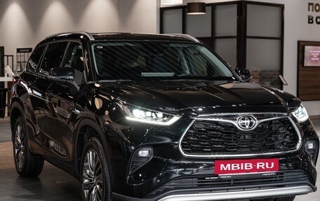 Toyota Highlander, 2026 год, 5 590 000 рублей, 4 фотография