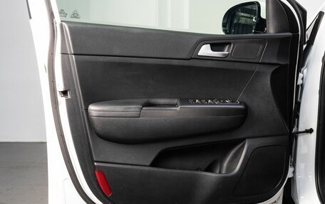 KIA Sportage IV рестайлинг, 2019 год, 2 150 000 рублей, 11 фотография