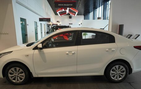 KIA Rio IV, 2018 год, 1 390 000 рублей, 2 фотография