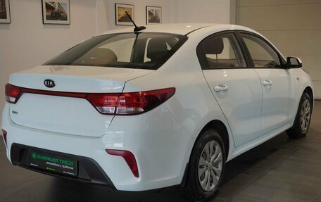 KIA Rio IV, 2018 год, 1 390 000 рублей, 5 фотография
