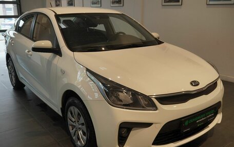 KIA Rio IV, 2018 год, 1 390 000 рублей, 7 фотография