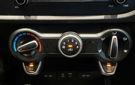 KIA Rio IV, 2018 год, 1 390 000 рублей, 14 фотография