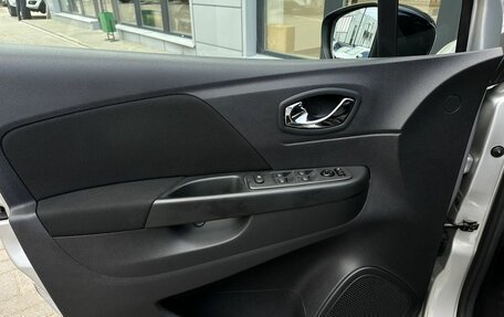 Renault Kaptur I рестайлинг, 2020 год, 1 699 000 рублей, 5 фотография