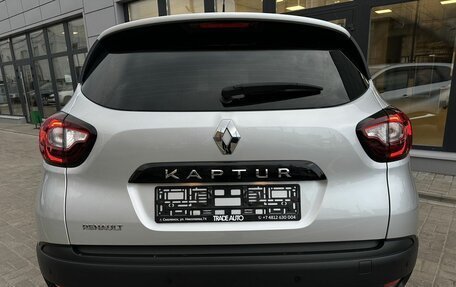Renault Kaptur I рестайлинг, 2020 год, 1 699 000 рублей, 36 фотография