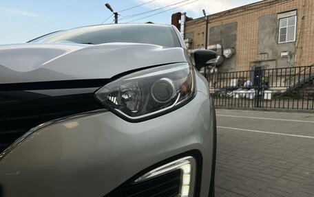 Renault Kaptur I рестайлинг, 2020 год, 1 699 000 рублей, 32 фотография