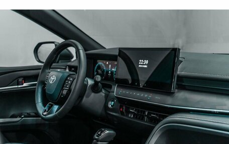 Toyota Camry, 2025 год, 4 700 000 рублей, 10 фотография